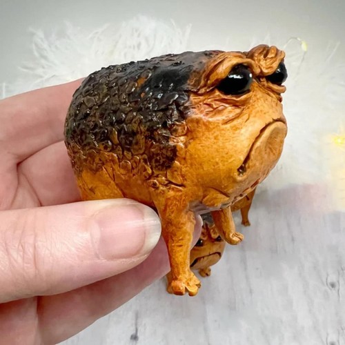 Statue grenouille laide - de,