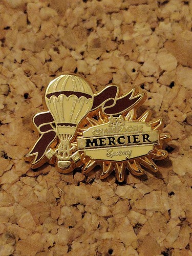 Pin champagne mercier - pin's,