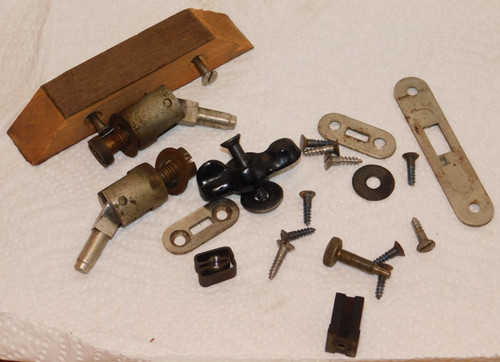Vintage lot pieces vis - lot,