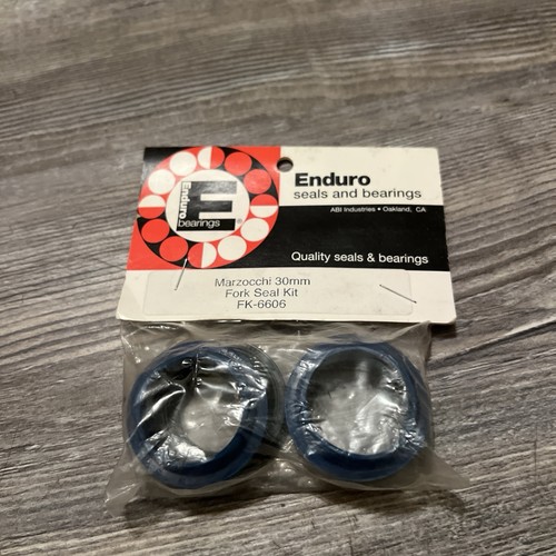 Enduro seal and wiper kit - and,