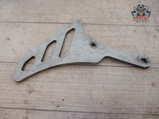 CACHE CHAINE TRIUMPH 955i SPRINT ST de 1999 à 2004 - réf : 71