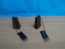 Paire griffes de lisiere - de,