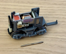 JOUEF bogie moteur 5 pôles avec essieux bandagés de TGV PSE - HO 1/87