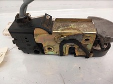 SERRURE DE PORTE MOTEUR AVANT