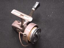 MOULINET DE PECHE ANCIEN  A TAMBOUR FIXE   MARQUE   DAIWA N° 401