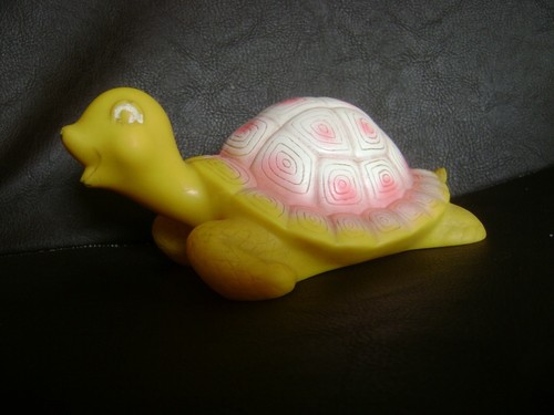 Ancien pouet tortue delacoste