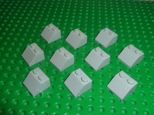 10 x LEGO Mdstone Slope Brick