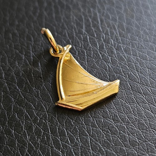 Pendentif voilier bateau - , a