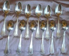 ERCUIS : 12 Cuillères à