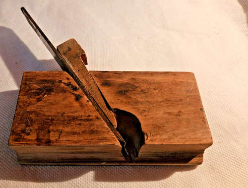 Ancien petit rabot - ancien, a