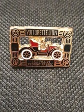 PIN'S NEUF PEUGEOT Voiturette