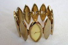 Montre bracelet femme Clyda doré vintage