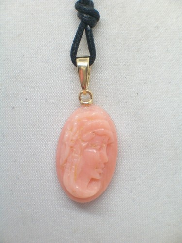 Pendentif jaune 18 - or,