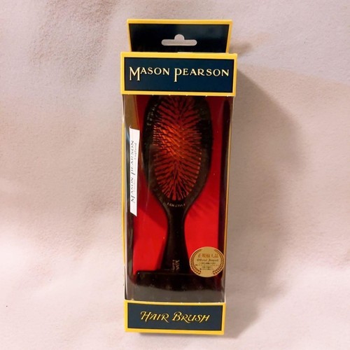 Nouvelle brosse cheveux - nouvelle,