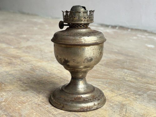 Ancienne lampe - lampe, À