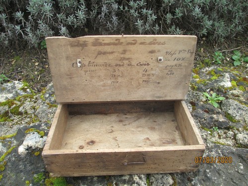 Boite plumier nécessaire - ,