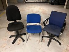 3 meubles de bureau,1 fauteuil,et 2 chaises noires,et bleu marine,très bon état