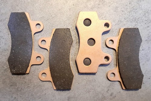 Sintered metal brake pads for