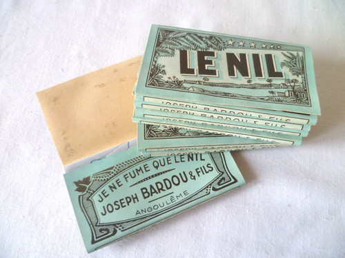 Anciens paquets papier à - de,