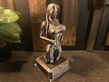 LARA CROFT statue Tomb Raider