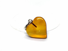 Cadeau PENDENTIF AMBRE COEUR
