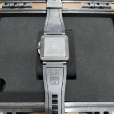 Boîtier carré Bell & Ross