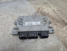 Calculateur moteur RENAULT