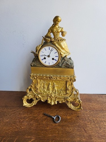 Horloge pendule bronze dore - horloge,
