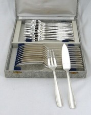 Ercuis Art Déco, 12 couverts poisson 24 pièces, métal argenté, excellent état.