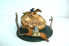 RARE CARROUSEL TIERCÉ  CHEVAUX BOIS/CARTON DÉBUT XXème DIAM. 15 cm À RESTAURER