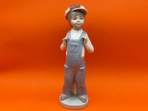 Figurine porcelaine de - en,