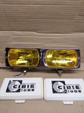 Une paires de longues portée CIBIE  à iode  verre jaune .