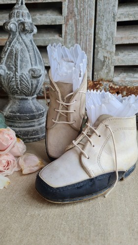 Ancienne petites chaussures - ancienne,