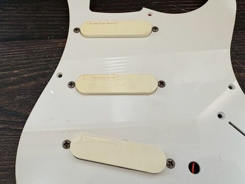 Lot micros fender lace - 3,