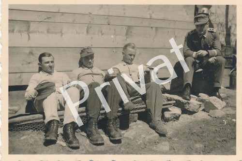 Photo division - photo, wk