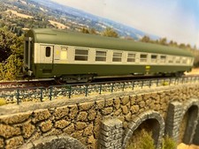 Voiture UIC Toit haut roco