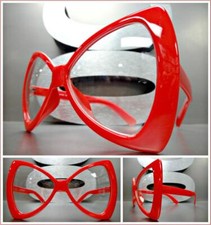 Très Grand Exagéré Rétro