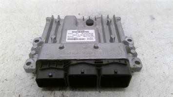 Calculateur moteur peugeot - calculateur,