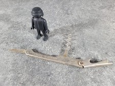 Sommelier publicitaire CARTAILLER  pour les vins d'alsace KUEHN.