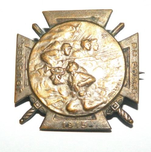 Insigne journée poilu 1915 - insigne,