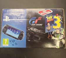 Psp Street NEUVE + 2 Jeux