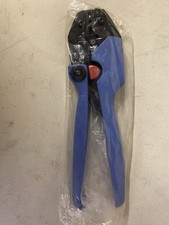 PINCE À SERTIR DE PRODUCTION