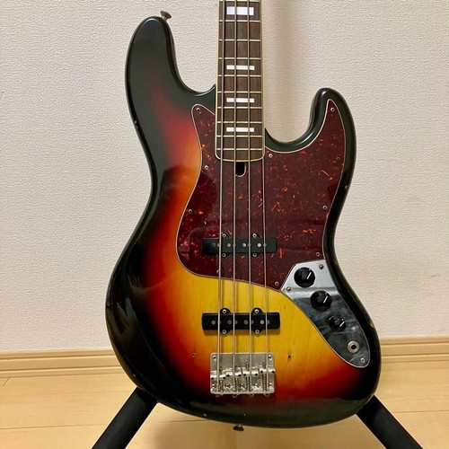 Guitare basse électrique