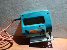 Scie sauteuse électrique