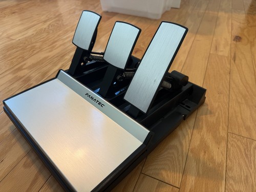 Fanatec forza motorsport - fanatec, csr