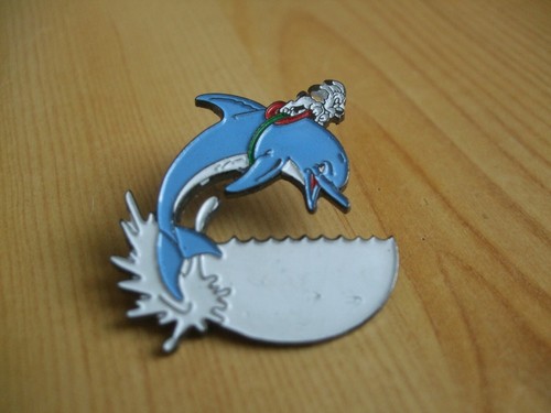 Pins asterix idefix sur - pins,