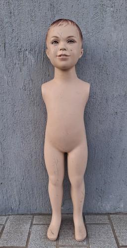 Mannequin enfant corps