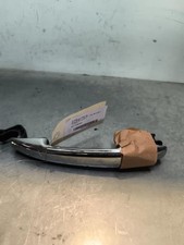 Poignee porte arriere droit