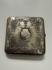 Etui à cigarette métal