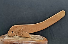 Ancienne sculpture abstraite